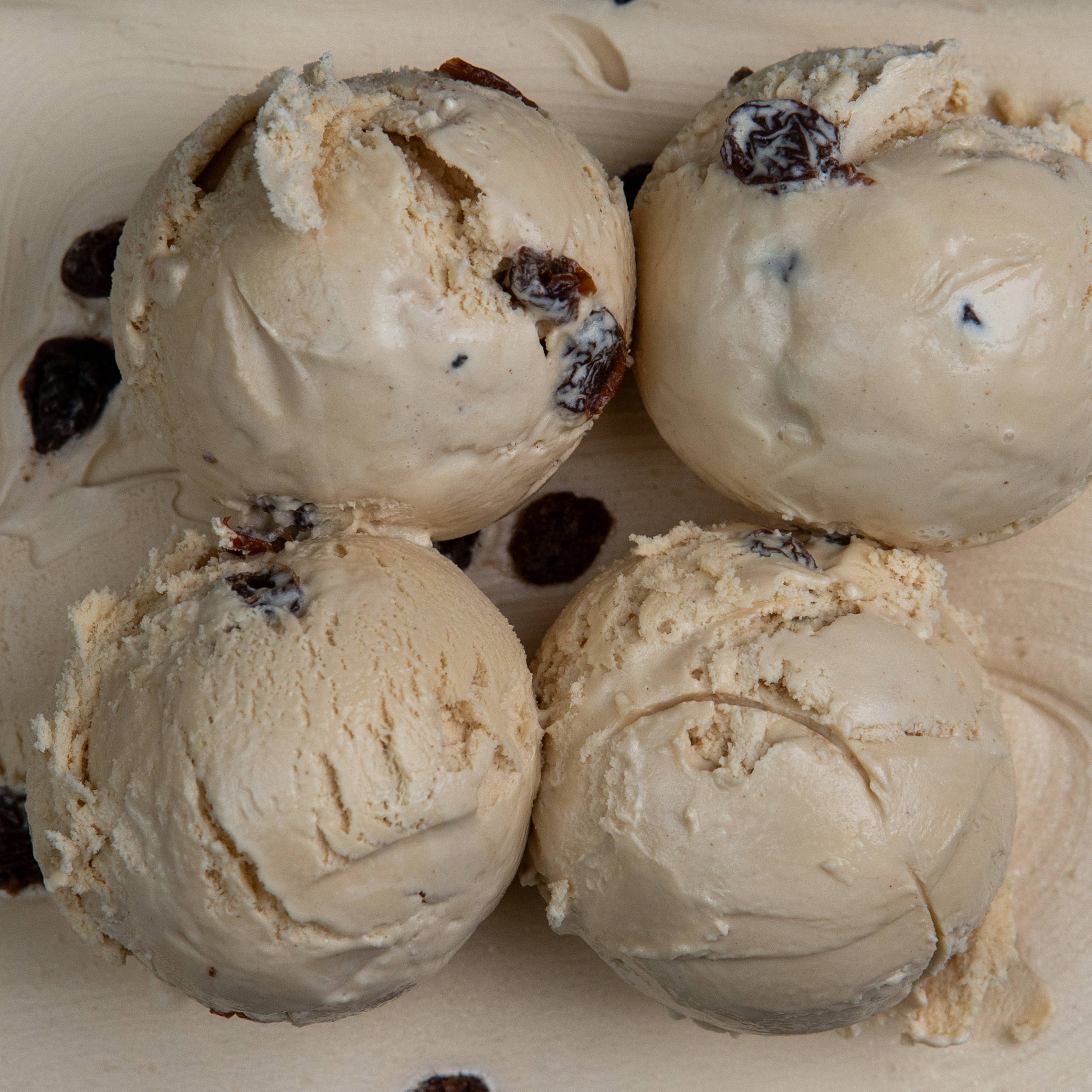 Spiced Essex Rum & Raisin – Saffron Ice Cream Company